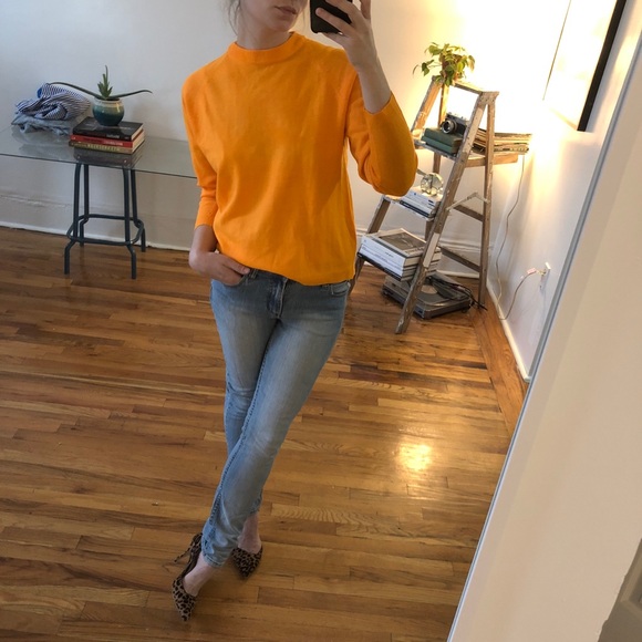 Vintage 60s Mod Bright Orange 3/4 Sleeve Mock Turtle Neck Lightweight Sweater S - Picture 3 of 10